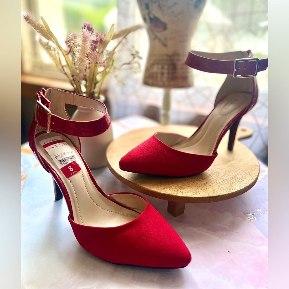Red Heels Size 8